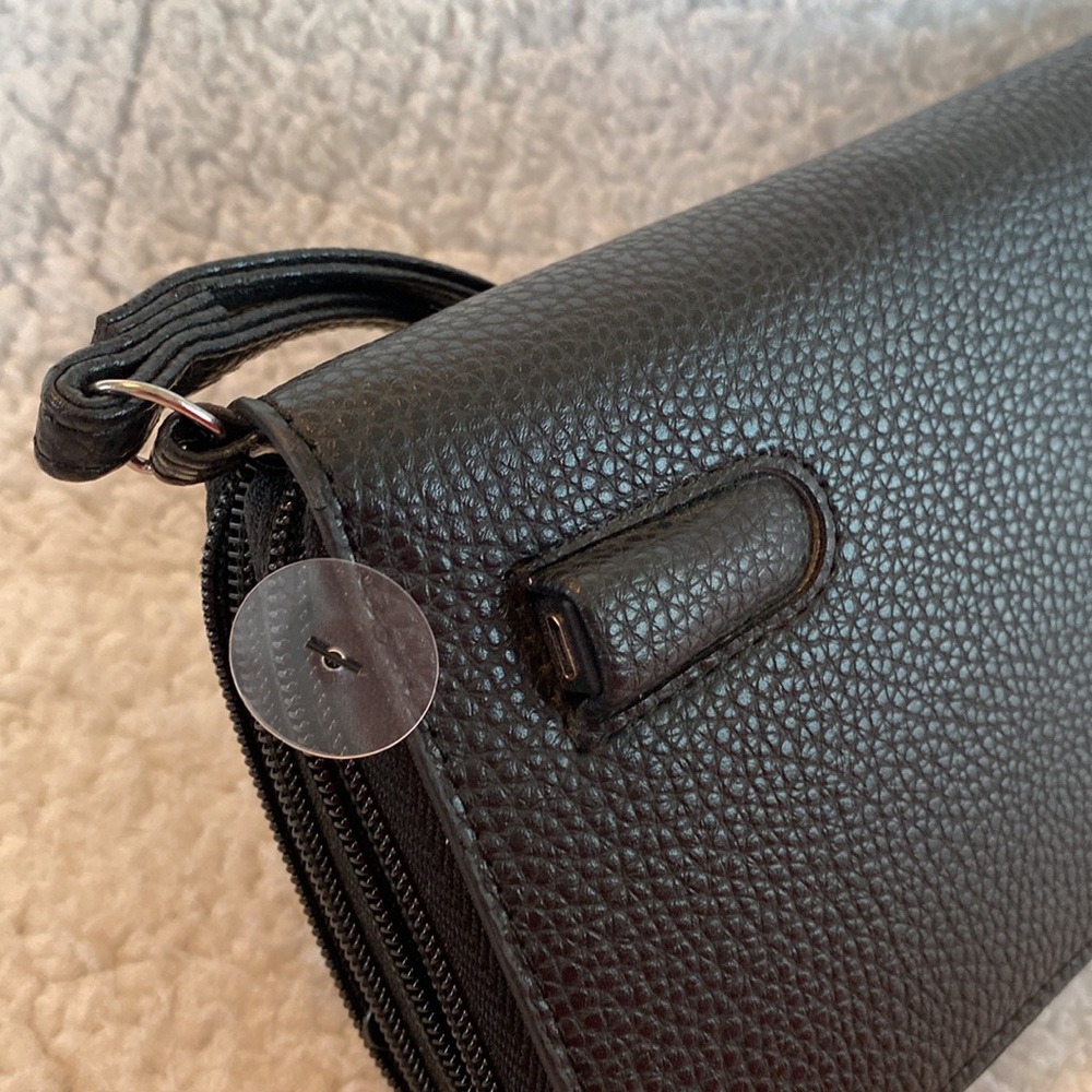 Wallet - Picture 3 of 4